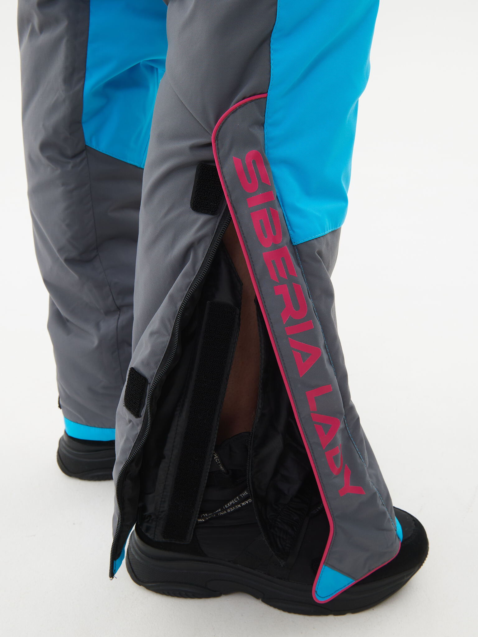 Костюм зимний женский Huntsman Siberia Lady -35°С (цв.серый/голубой, тк. Breathable)