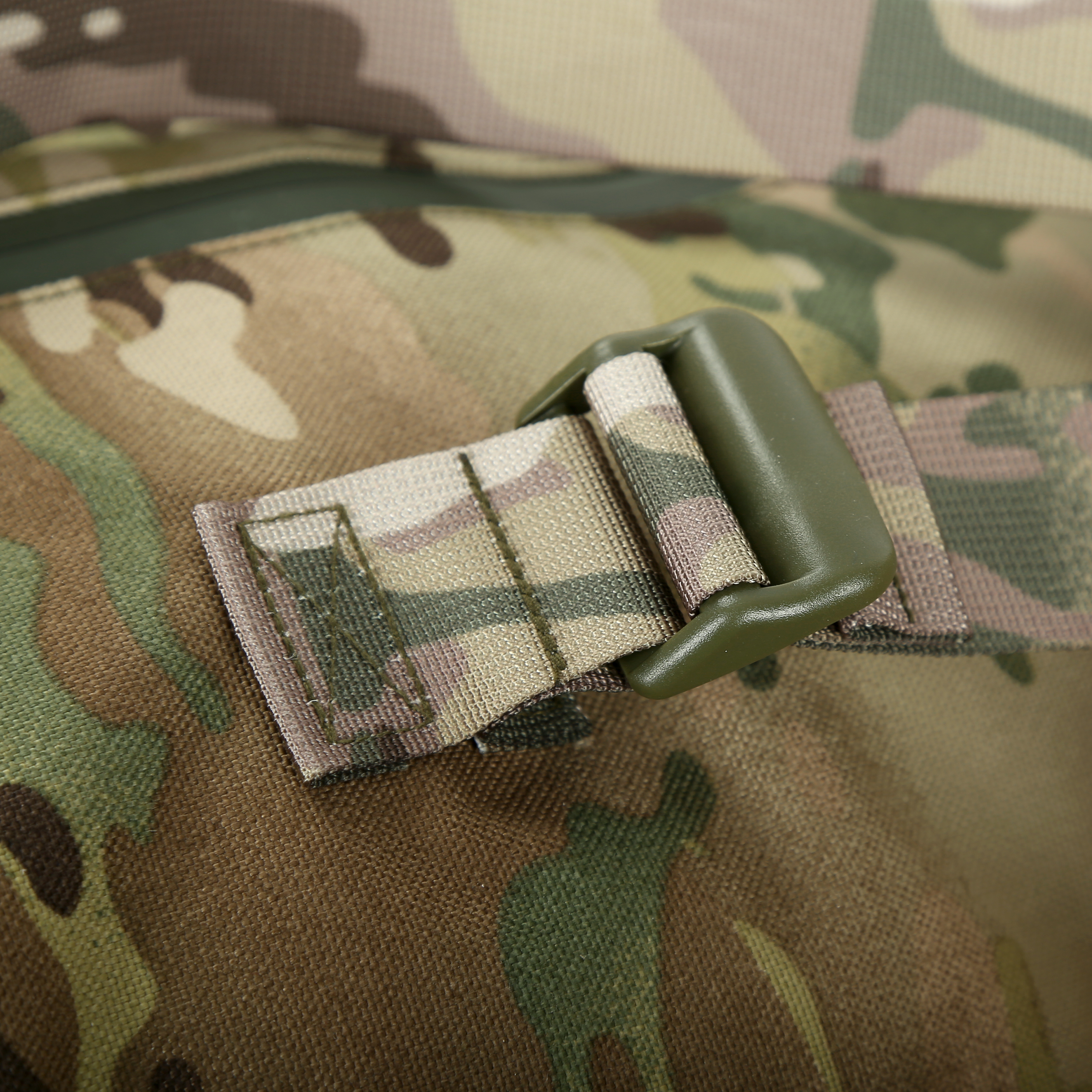 Баул - рюкзак Camofans тактический мультикам 100 л. P-808