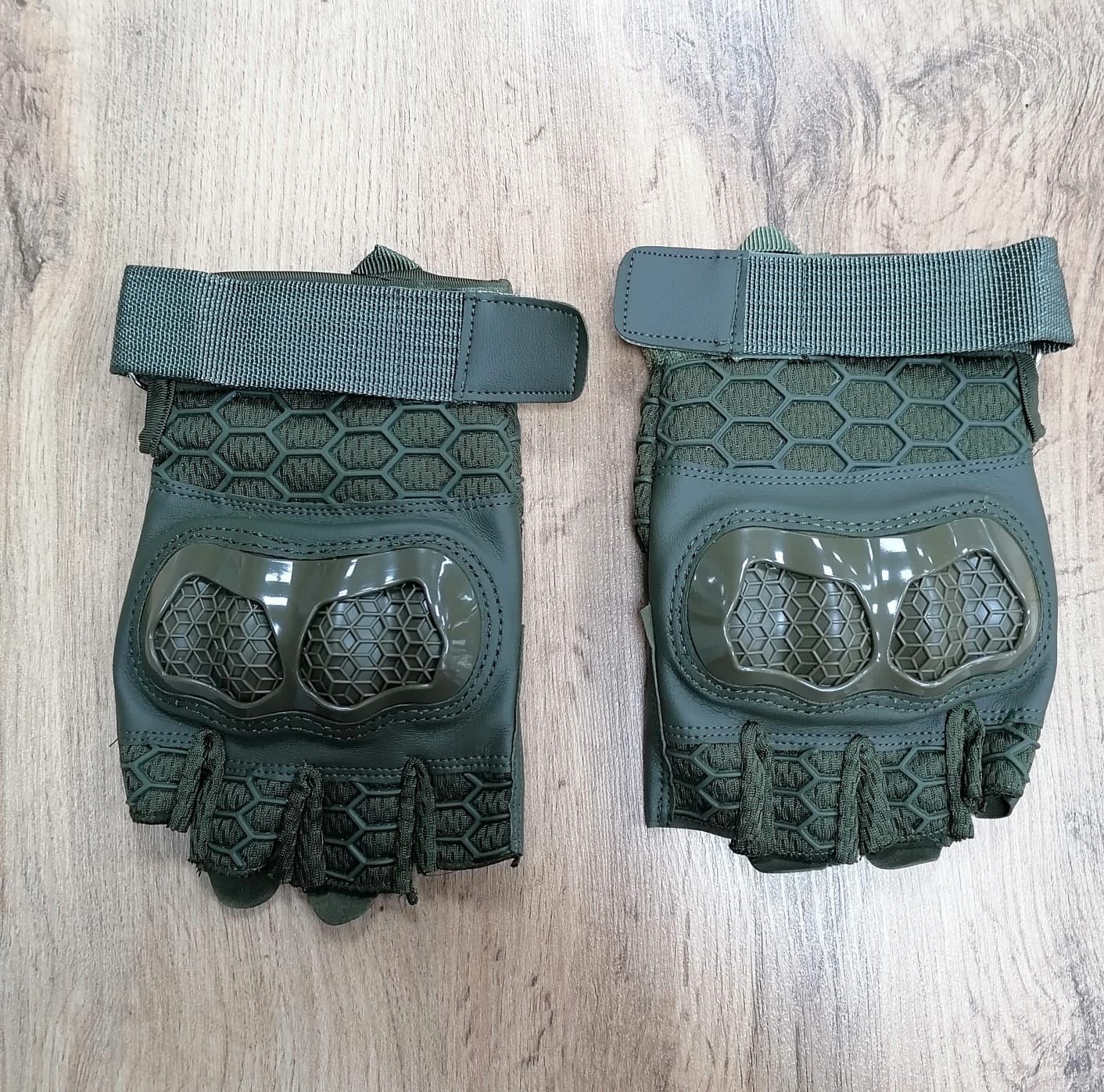 Перчатки тактические без пальцев с защитой