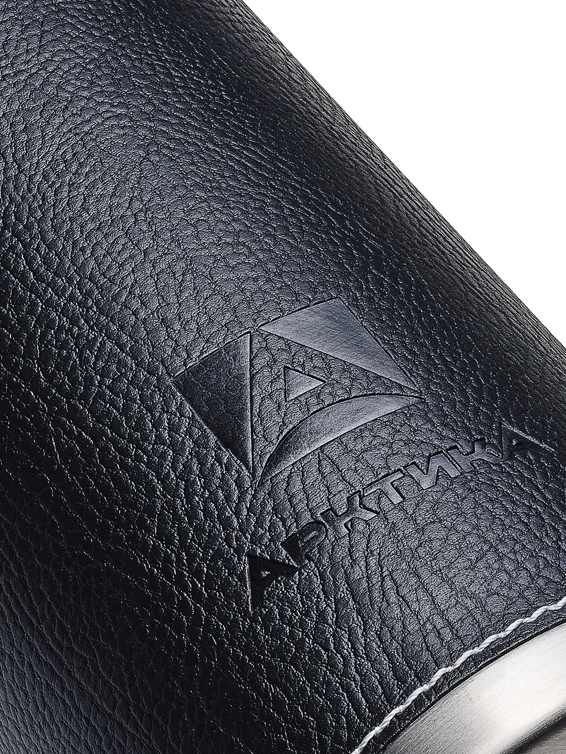 Термос бытовой, вакуумный, питьевой, в кожаной оплетке, чёрный, тм "Арктика", 1000 мл, арт. 108-1000