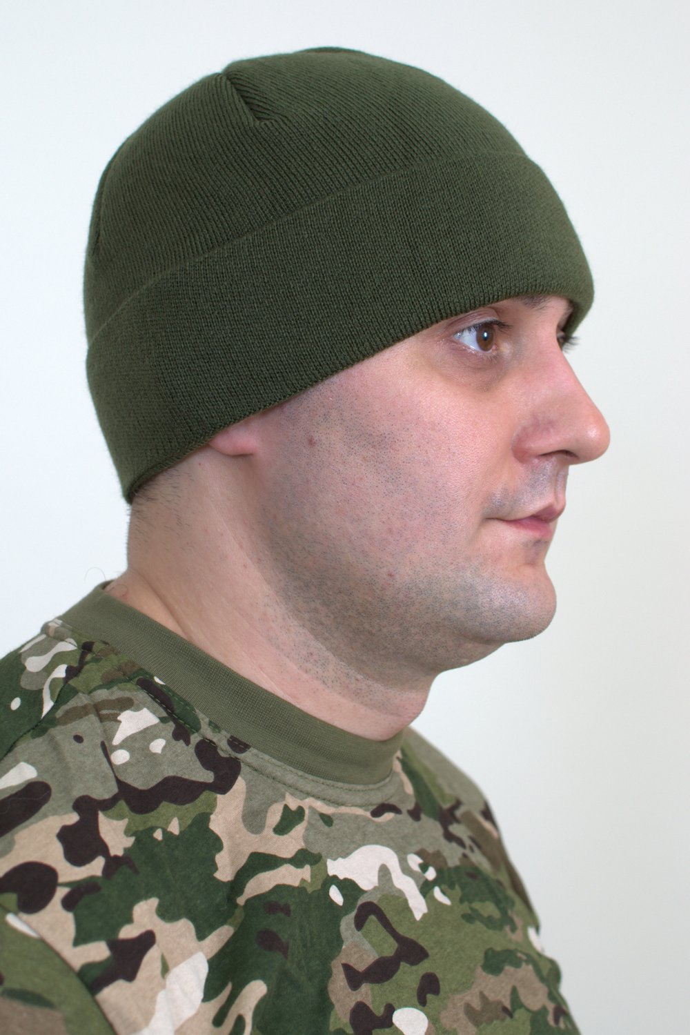 Шапка трикотажная на флисе олива
