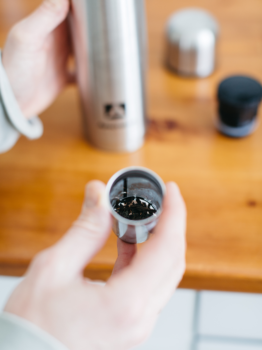 Термос бытовой, вакуумный, с ситечком, питьевой  тм "Арктика",  750 мл, арт. 101-750С