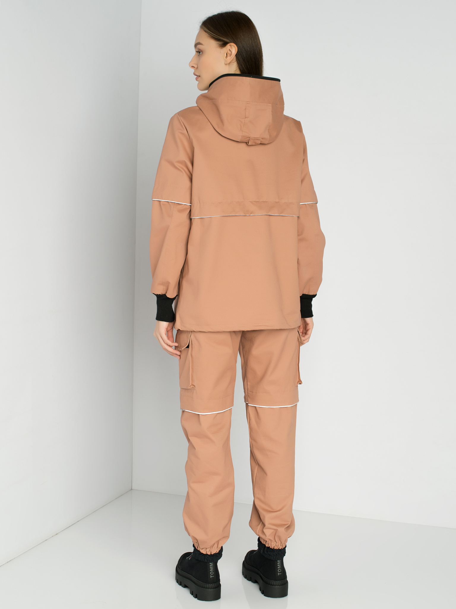 Костюм летний женский Антигнус-Люкс с ловушками и пыльниками